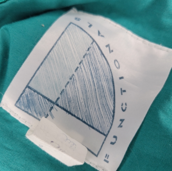 FUNCTIONALS vintage windbreaker jacket - Picture 3 of 5